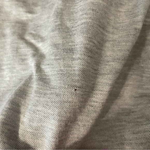 Banana Republic Men’s Gray Performance Knit Button Down stretch size large - Picture 8 of 8